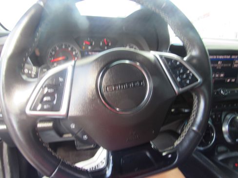 Used 2021 Chevrolet Camaro LT w/ RS Package RWD image 13