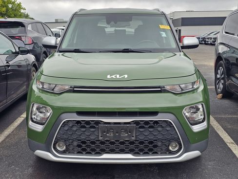 Used 2022 Kia Soul X-Line FWD image 2