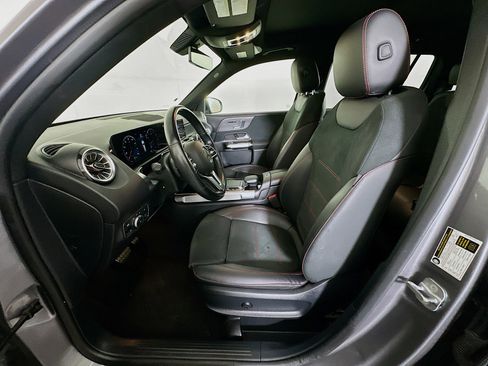 Used 2023 Mercedes-Benz GLB 250 image 13