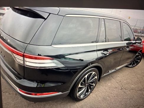 Used 2024 Lincoln Aviator Reserve w/ Equipment Group 201A image 17