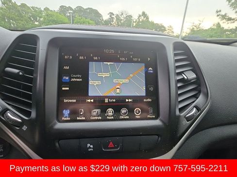 Used 2015 Jeep Cherokee Limited AWD/4WD image 11