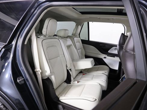 Used 2020 Lincoln Aviator Black Label w/ Dynamic Handling Package image 42