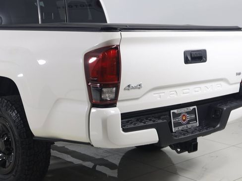 Used 2022 Toyota Tacoma SR image 28
