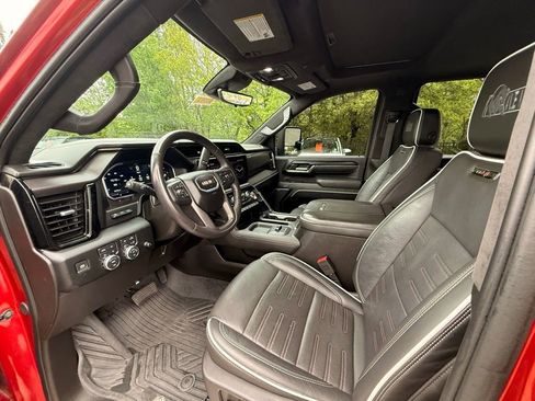 Used 2024 GMC Sierra 2500 AT4X w/ AT4X AEV Edition AWD/4WD image 25