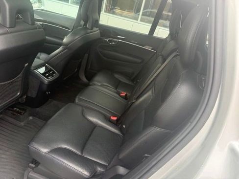 Used 2017 Volvo XC90 T6 Momentum w/ Vision Package AWD/4WD image 11
