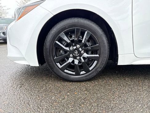 Used 2023 Toyota Corolla LE image 44
