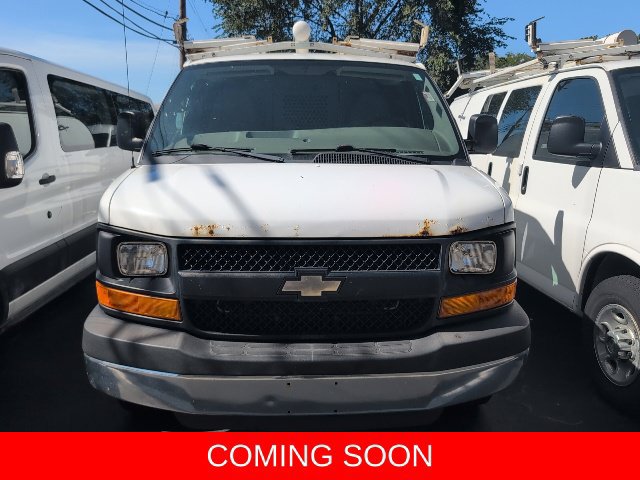 Used 2013 Chevrolet Express 3500 RWD image 2