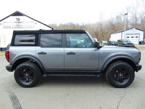 Used 2022 Ford Bronco Black Diamond AWD/4WD image 35
