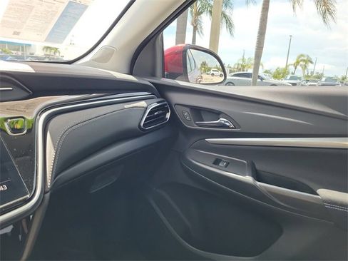 Certified 2023 Chevrolet Bolt EUV LT w/ Driver Confidence Package image 27