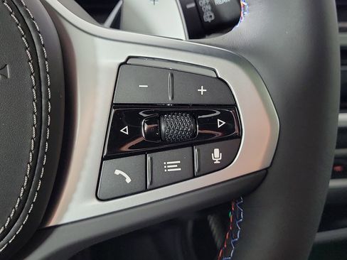 New 2026 BMW X7 M60i image 14