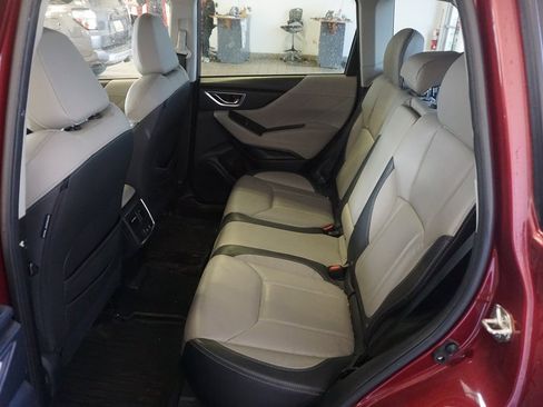 Used 2020 Subaru Forester Limited image 19