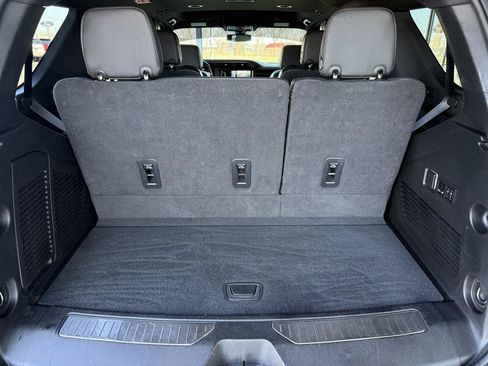 Used 2022 GMC Yukon Denali image 44