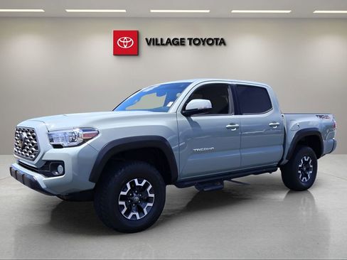 Certified 2022 Toyota Tacoma TRD Off-Road w/ Technology Package RWD image 1