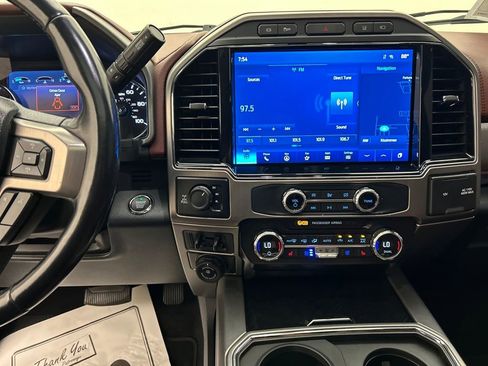 Certified 2022 Ford F250 Platinum image 47