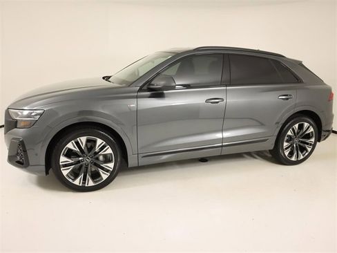 New 2026 Audi Q8 Premium Plus image 2