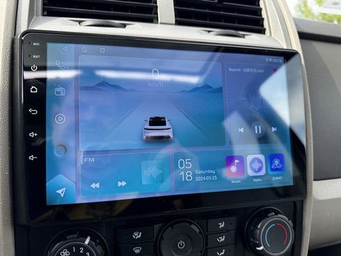 Used 2012 Ford Escape XLT FWD image 29