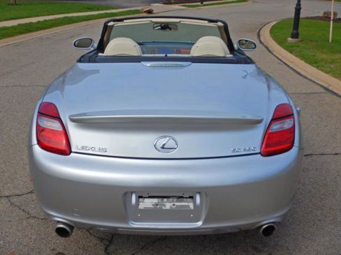 Used 2007 Lexus SC 430 Convertible image 10