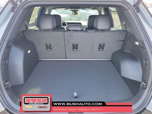 New 2026 GMC Terrain AT4 w/ Convenience Package III image 8