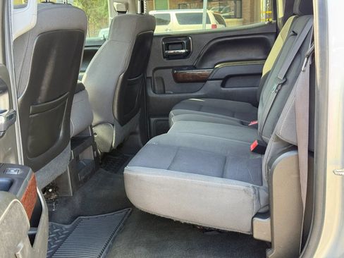 Used 2014 GMC Sierra 1500 SLE w/ SLE Value Package AWD/4WD image 16