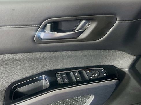 New 2026 Nissan Pathfinder SL FWD image 17