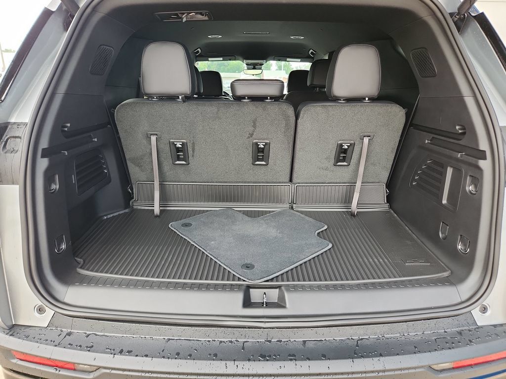 New 2026 Chevrolet Traverse LT w/ Enhanced Driving Package AWD/4WD image 27