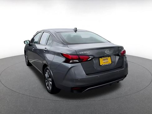 Used 2025 Nissan Versa SV image 10