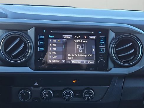 Used 2019 Toyota Tacoma TRD Sport image 23