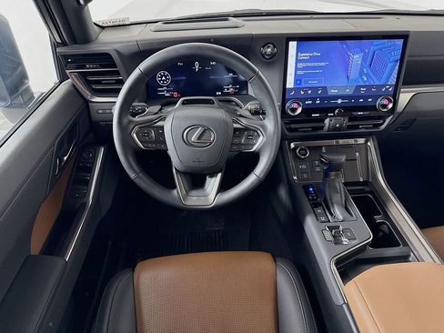 Certified 2025 Lexus GX 550 image 23