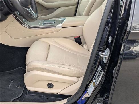 Used 2020 Mercedes-Benz GLC 300 image 15