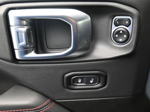 New 2026 Jeep Wrangler Unlimited Rubicon image 25