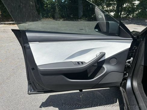 Used 2025 Tesla Model 3 Performance AWD/4WD image 11