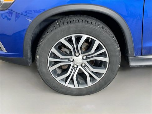 Used 2017 Mitsubishi Outlander Sport ES image 10