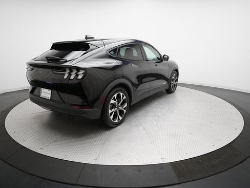 Used 2025 Ford Mustang Mach-E Select w/ Comfort Package Lite image 35