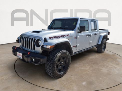 Used 2023 Jeep Gladiator Mojave AWD/4WD image 6