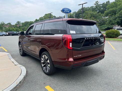 New 2027 Ford Expedition Platinum w/ Driver's Package AWD/4WD image 5