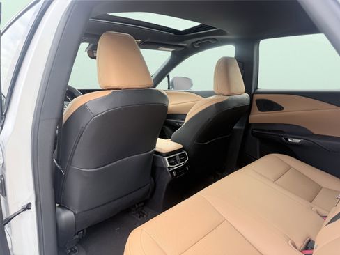 Used 2026 Lexus RX 350 FWD image 36