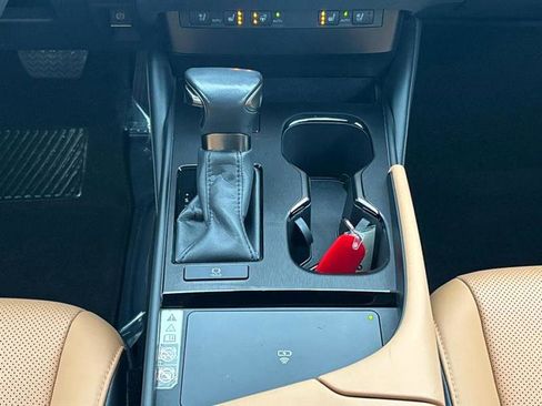 Used 2023 Lexus ES 350 Premium image 29