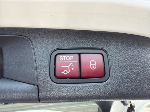 Used 2021 Mercedes-Benz GLA 250 4MATIC image 8