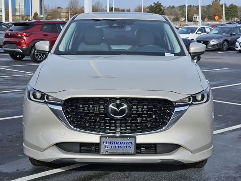 Used 2025 MAZDA CX-5 AWD 2.5 S w/ Preferred Package image 2