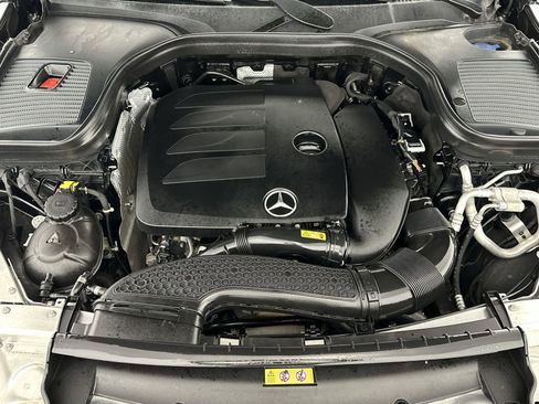 Used 2022 Mercedes-Benz GLC 300 w/ AMG Line image 28