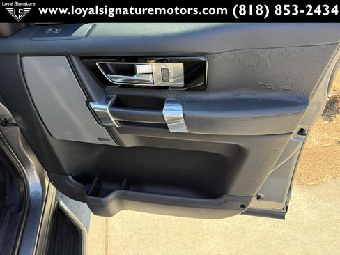 Used 2016 Land Rover LR4 HSE AWD/4WD image 37