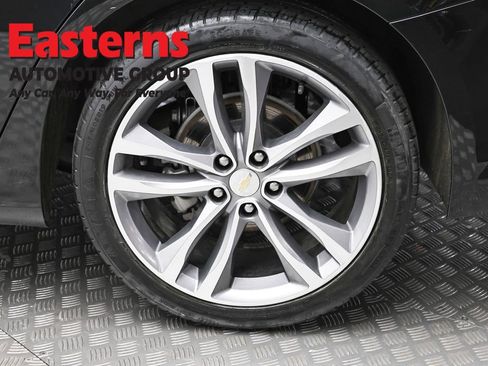 Used 2023 Chevrolet Malibu LT image 8