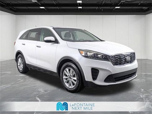 Used 2020 Kia Sorento LX image 7