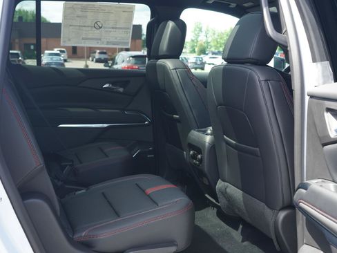 New 2026 Chevrolet Traverse RS AWD/4WD image 30