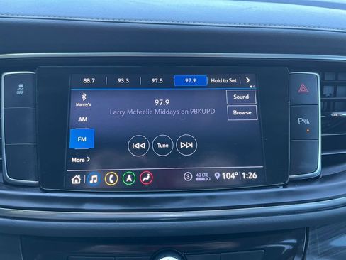 Used 2020 Buick Enclave Essence w/ Sound and Sites Package image 38