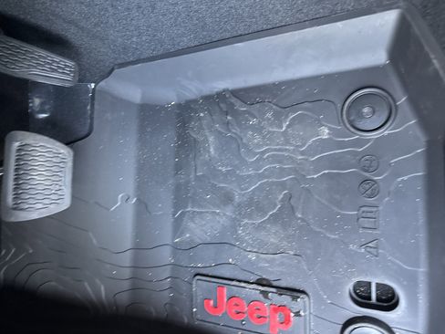 New 2026 Jeep Gladiator Mojave image 17