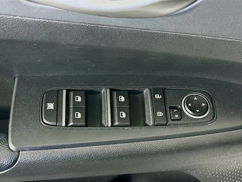 Used 2021 Kia Forte LXS FWD image 23