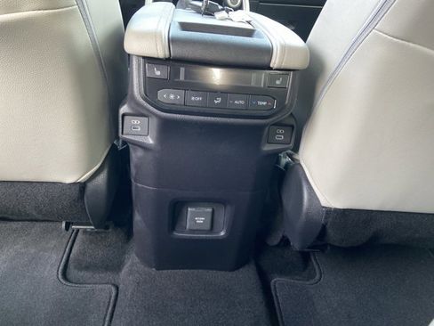 Used 2024 Toyota Grand Highlander Limited AWD/4WD image 54