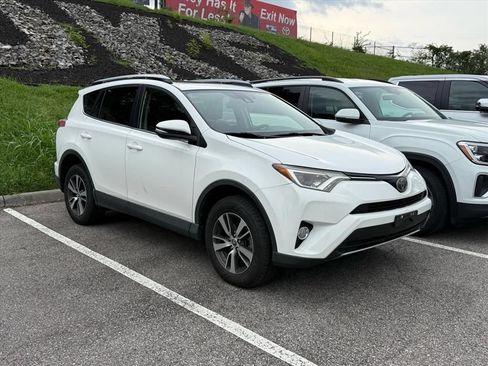 Used 2017 Toyota RAV4 XLE w/ All Weather Liner Package AWD/4WD image 2