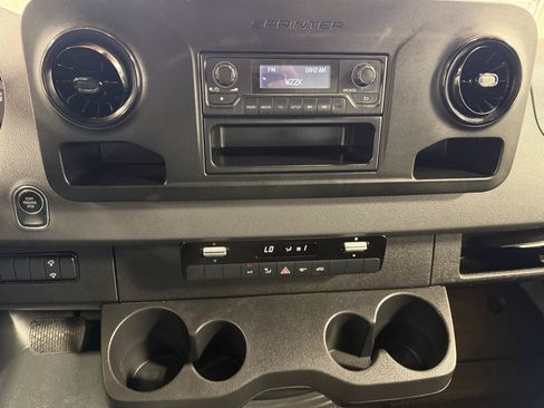 Used 2020 Mercedes-Benz Sprinter 2500 w/ Driver Convenience Package image 16